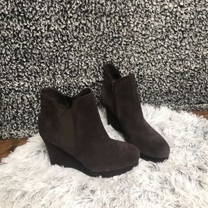 Booties size 7 1/2